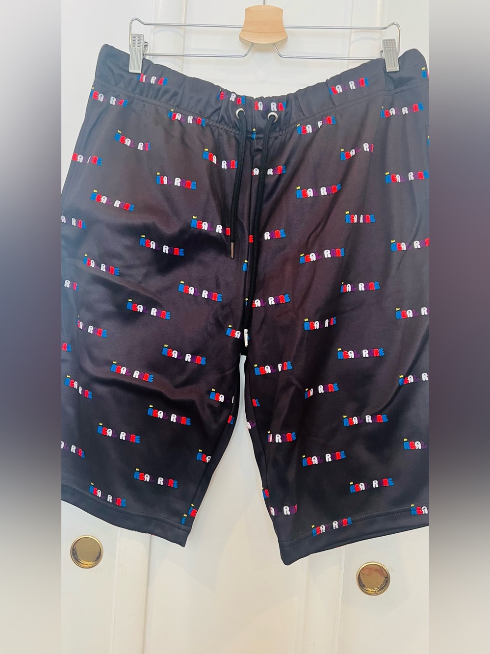 New Men's Black Patterned Swim/Board Shorts
Size XL
Available in L& M size